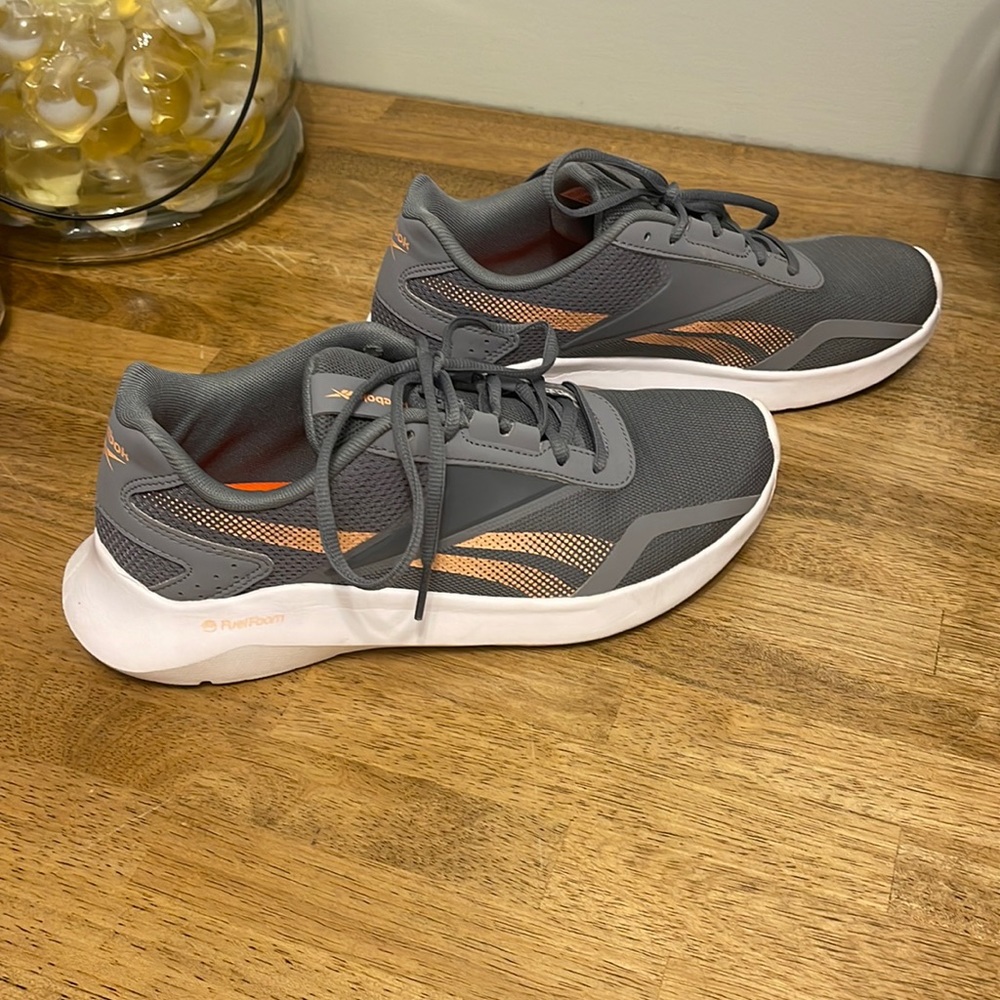Reebok Fuel Foam tennis shoe